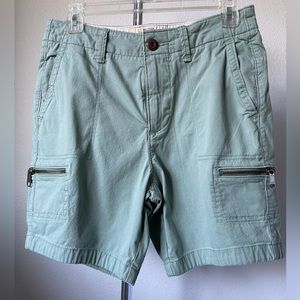 HOLLISTER, 7” Beach Prep Fit Short - Men’s, Sage Green, Waist: 28